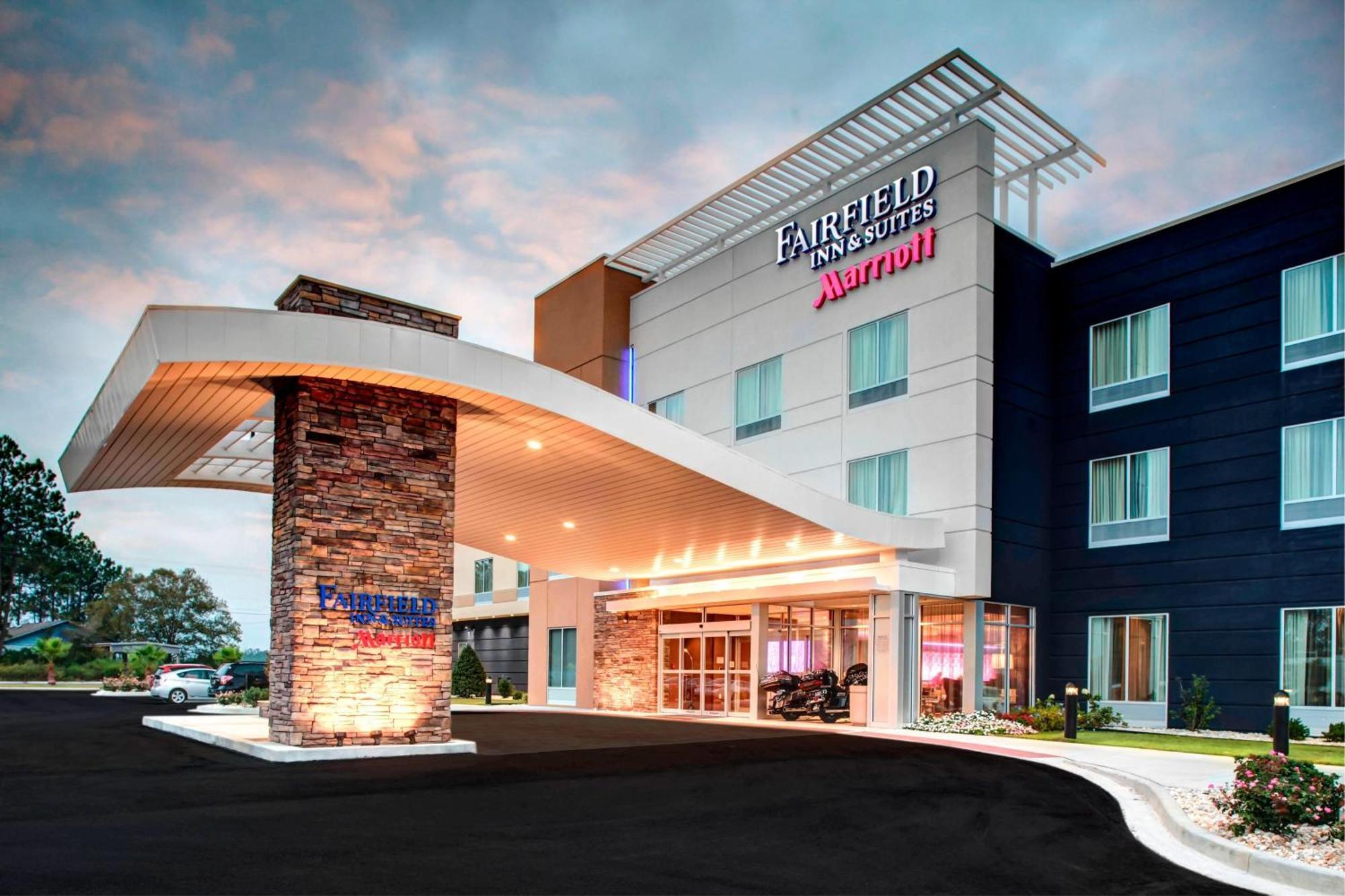 Fairfield Inn & Suites By Marriott דאגלס מראה חיצוני תמונה